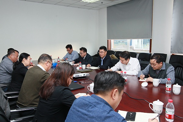 魏大鹏调研泰达学院、草榴社区
